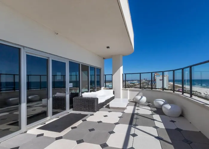Elegant 4 Bedroom Beachfront, Luxury With Rooftop Pool Next To The Hangout * Gulf Shores