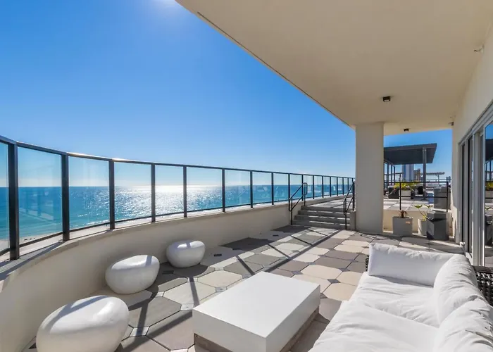Elegant 4 Bedroom Beachfront, Luxury With Rooftop Pool Next To The Hangout * Gulf Shores